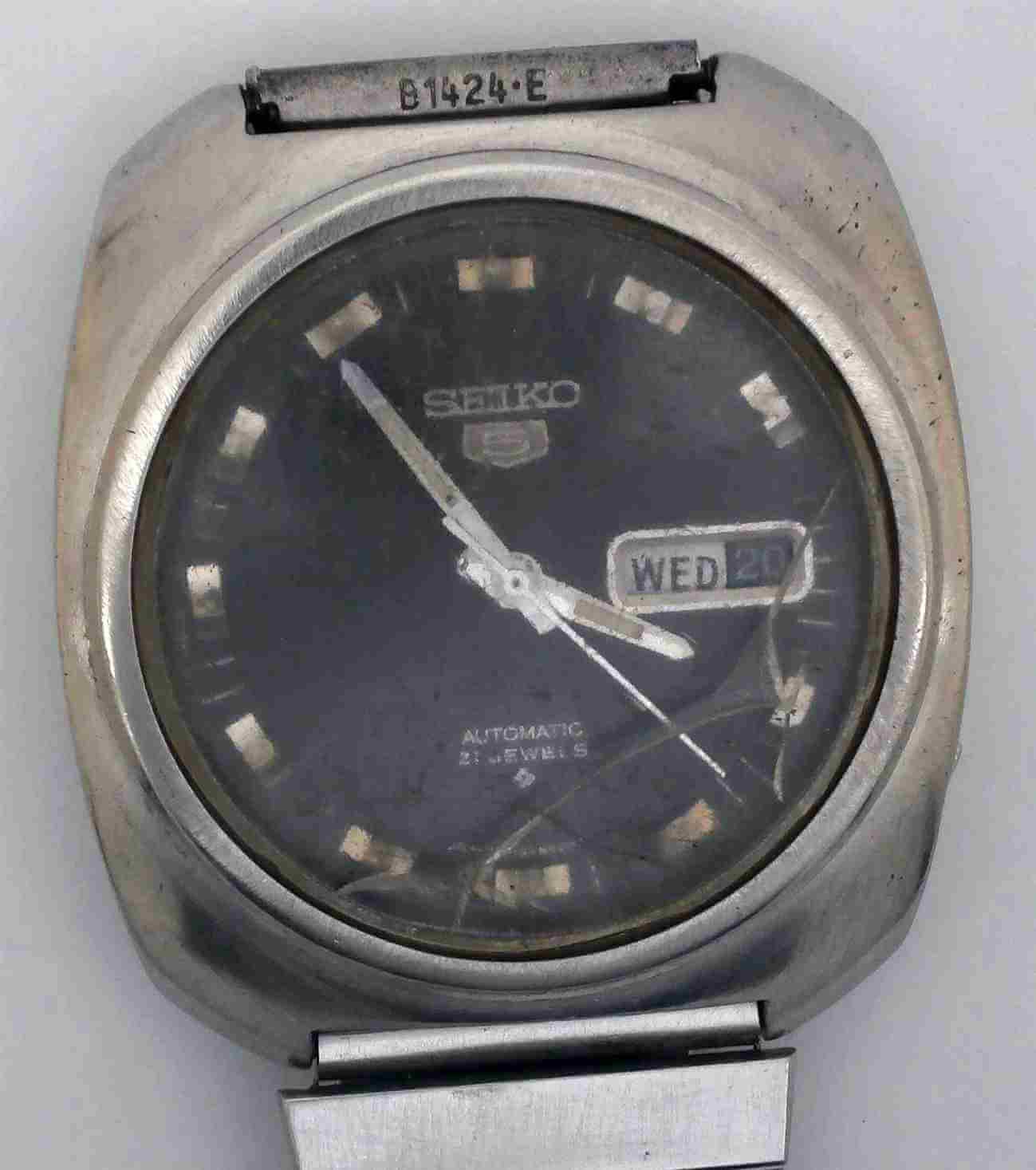 VTG SEIKO 5 Steel Watch. Ref: 6119-8430. Cal: 6119C. For Service
