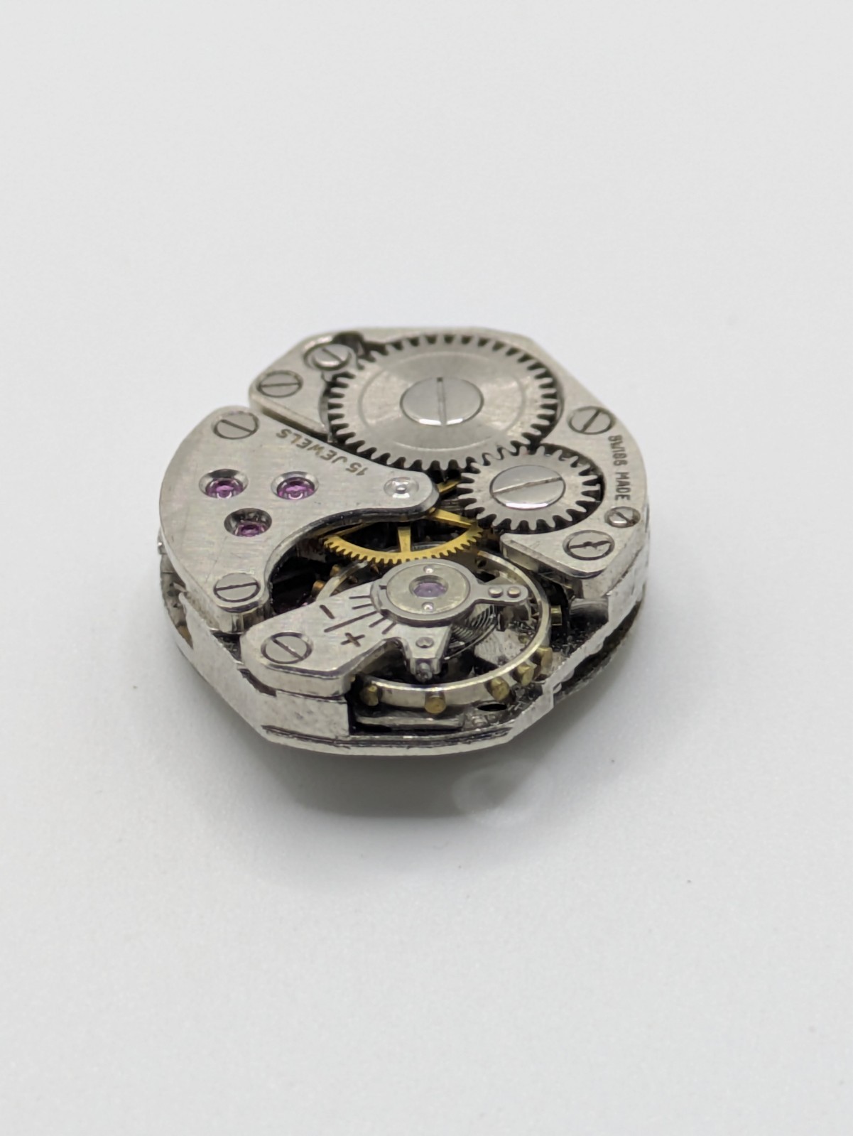 FHF 60 Hirco Manual Wind Watch Movement 15 Jewels Swiss Parts Repair 15.3mm