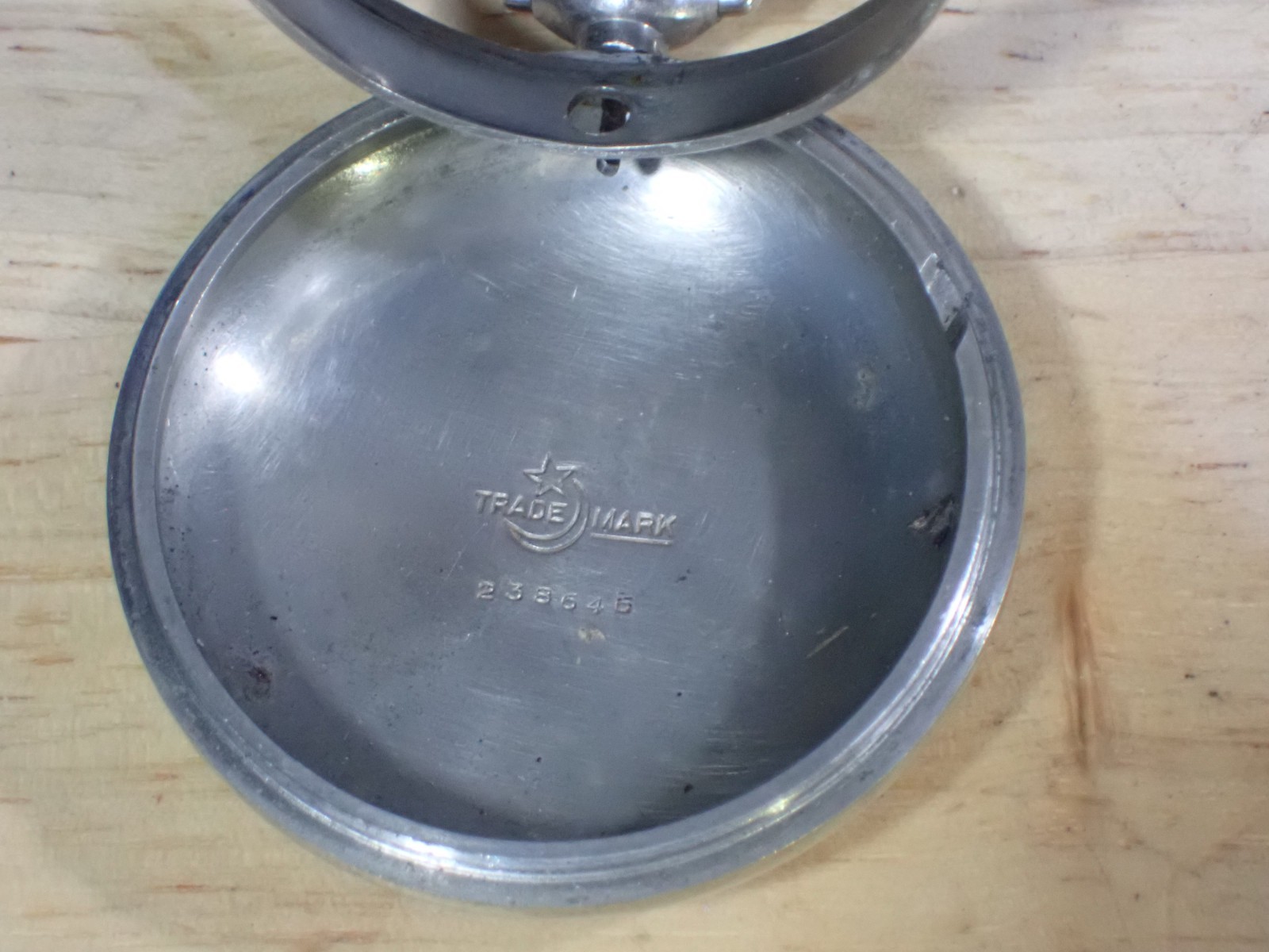 Crescent Watch Case Co. Swing Out Pocket Watch Case Silverine 18s SN 238646