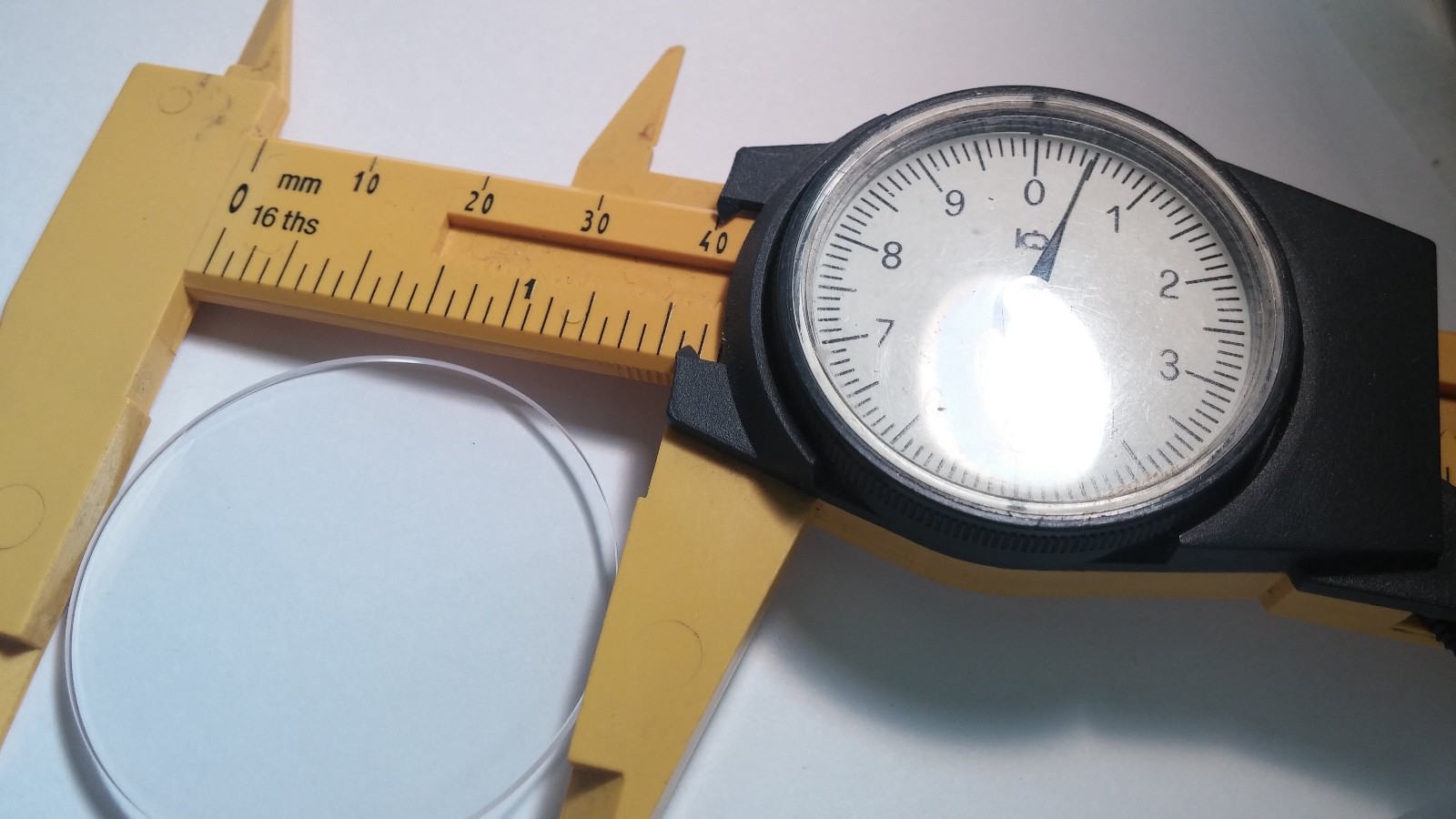aftermarket crystal Sapphire 40.5mm replacement x 2mm thick for watch repair