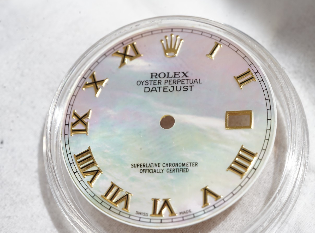 Original Rolex Datejust Mother of pearl, Gold Roman numerals 36mm (33)