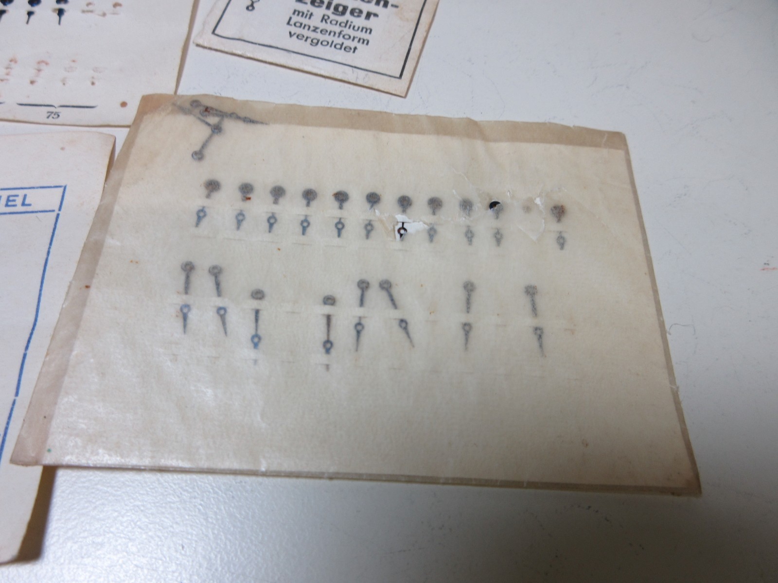 ASSORTED LOT WATCH HANDS LOT WATCHMAKER REPLACEMENT PARTS #57