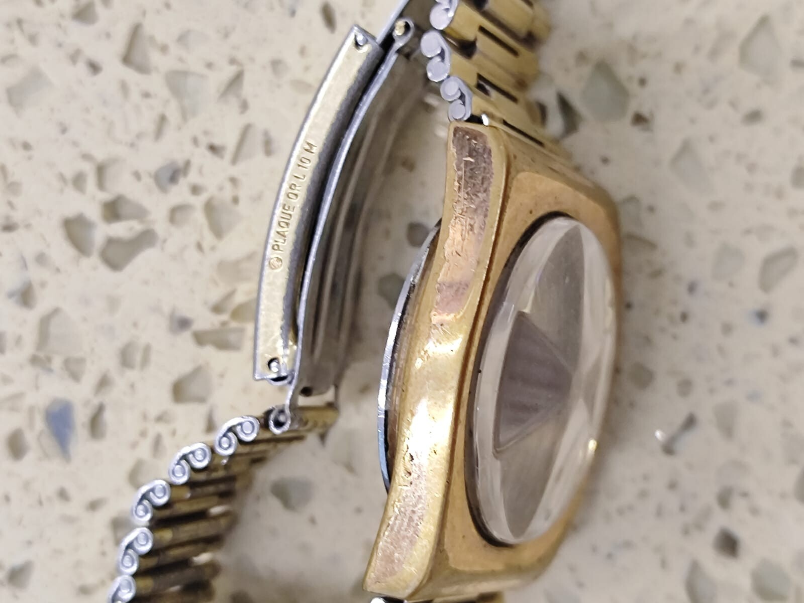 RADO VOYAGER AUTOMATIC Gold Tone CASE Ref 636.3082.2 & bracelet Rado 2836