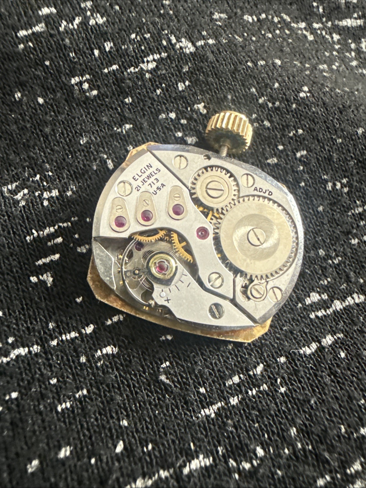 ELGIN WATCH CO SHOCKMASTER 21 JEWELS 713 USA MOVEMENT (MP1047401)