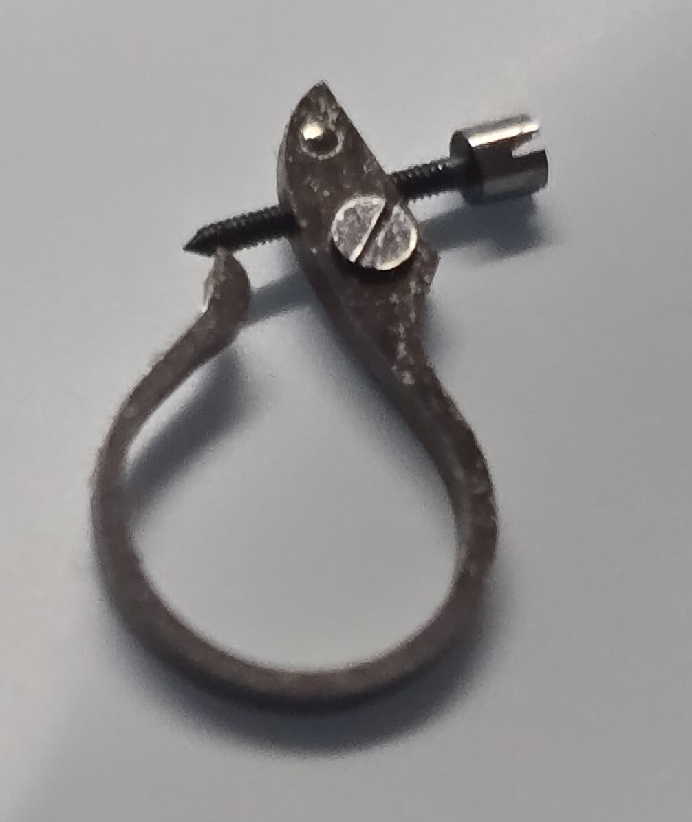 VINTAGE 16 SIZE HAMILTON 992 REGULATOR SPRING/WHIP WITH SCREW