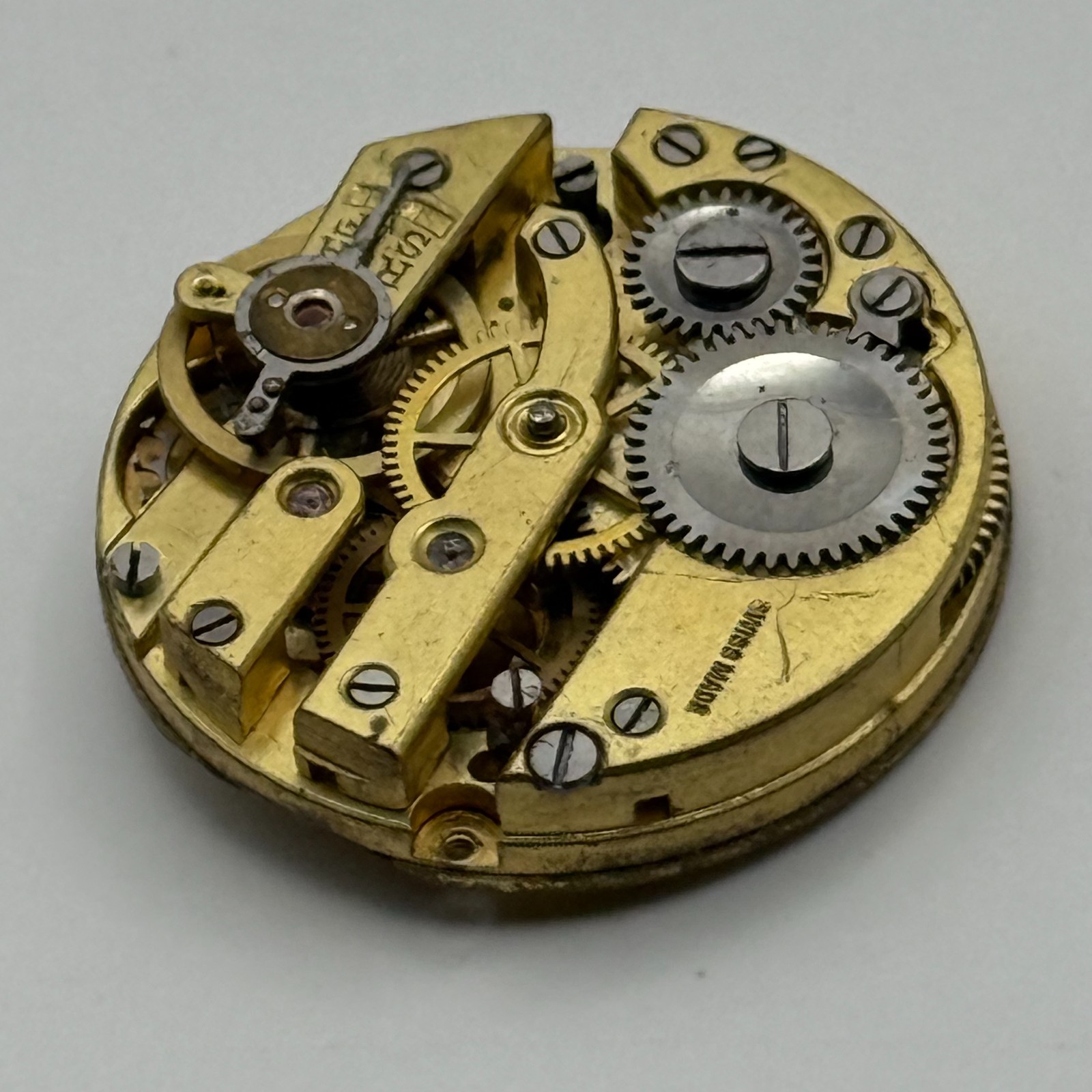 James Walker London Watch Movement Swiss Manual Wind Vintage Parts Repair 23.3mm