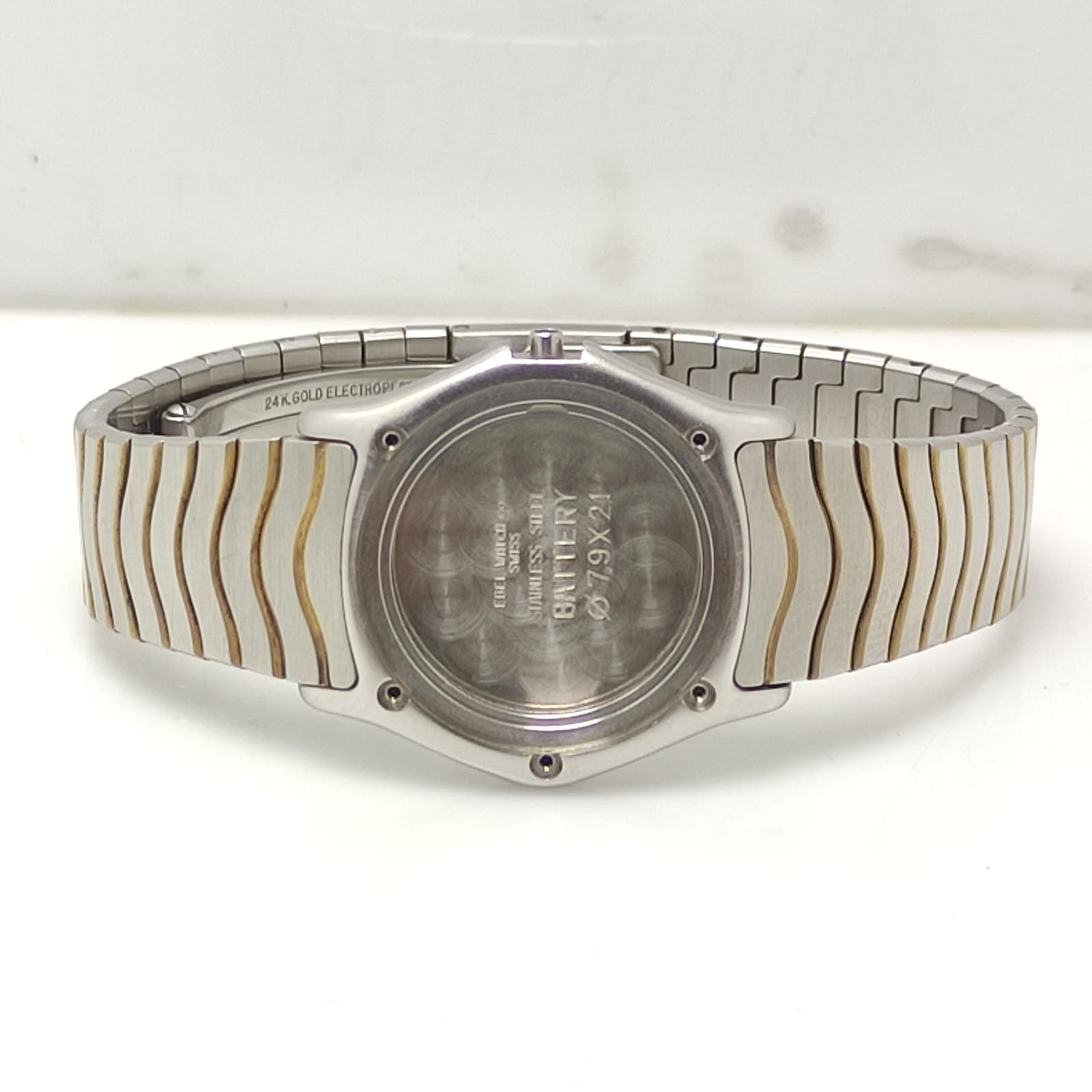 Ebel Classic Wave Stainless Steel Quartz Ladies Vintage Watch Case and Bracelet