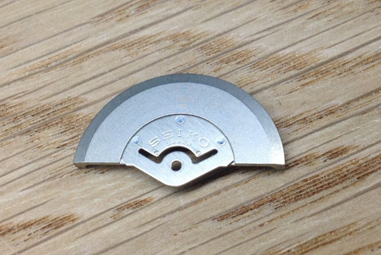 Genuine Seiko Kinetic Watch Oscillating Weight / Rotor – Seiko 5Mxxx