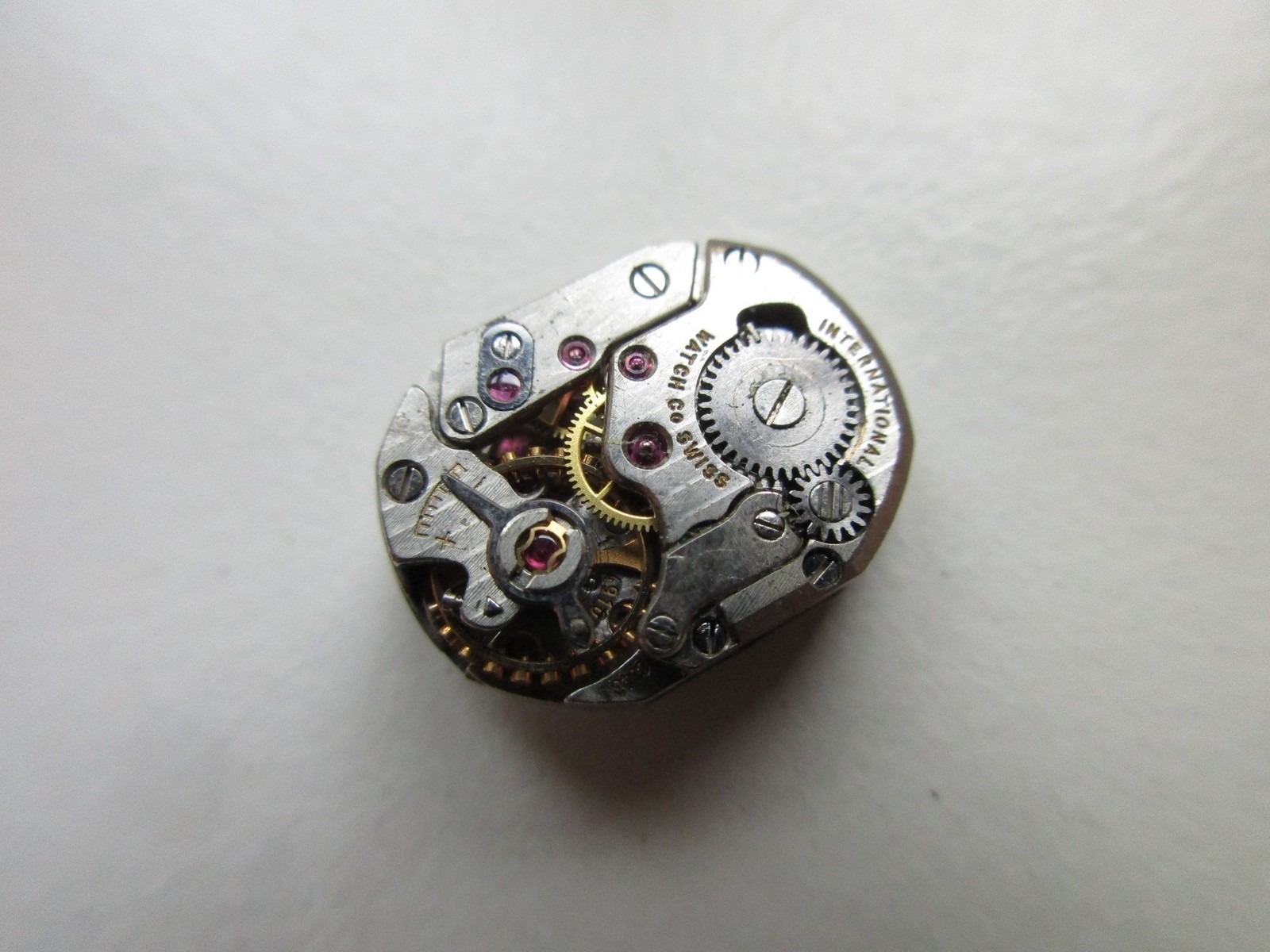 IWC International watch co cal. 431 Swiss vintage movement – running