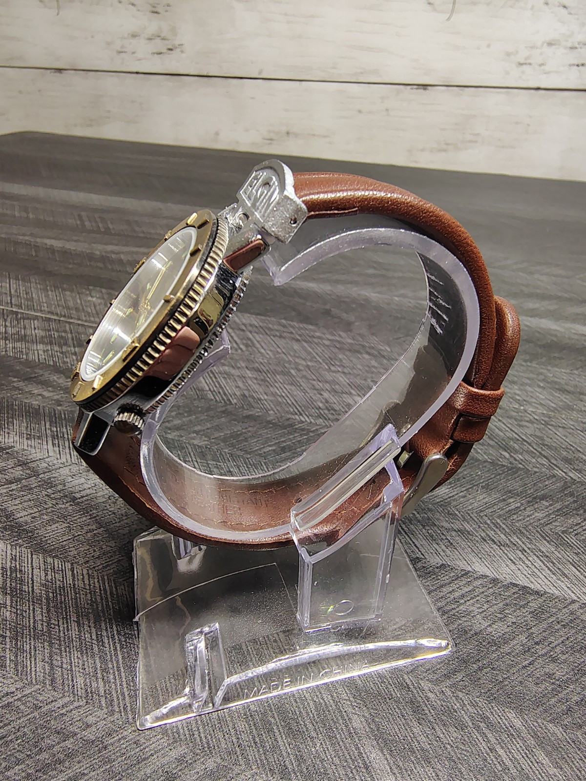 Men’s Vintage NOS Elgin Sportsman Watch With Unique Metal Strap Connector,35mm