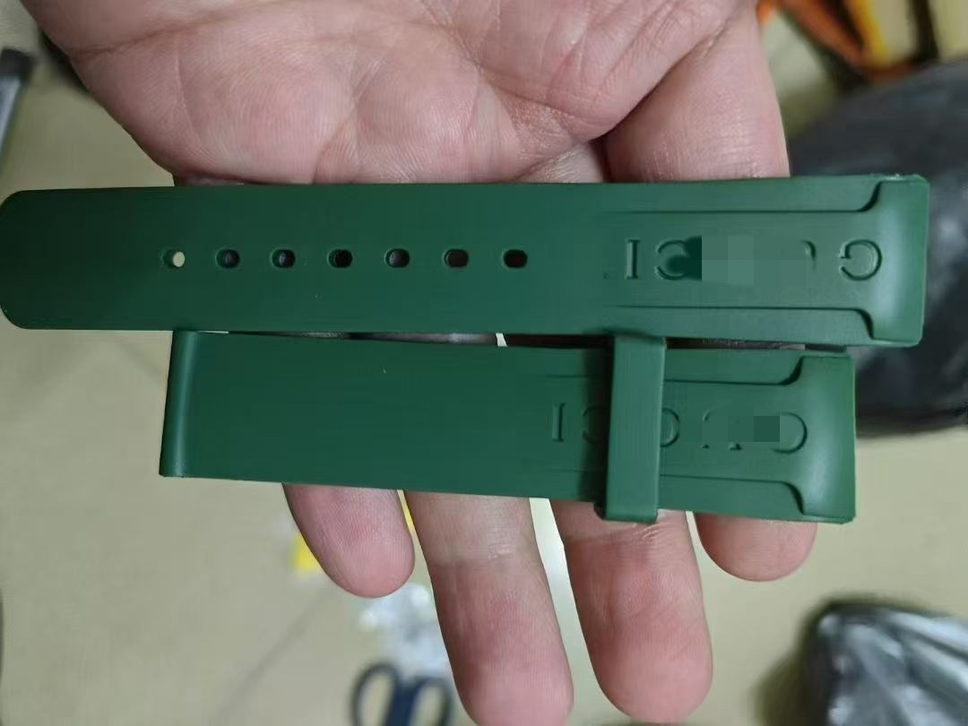 20*18MM Rubber Watch Strap Fits I-GUCCI Dive Series YA136217 Black White Green