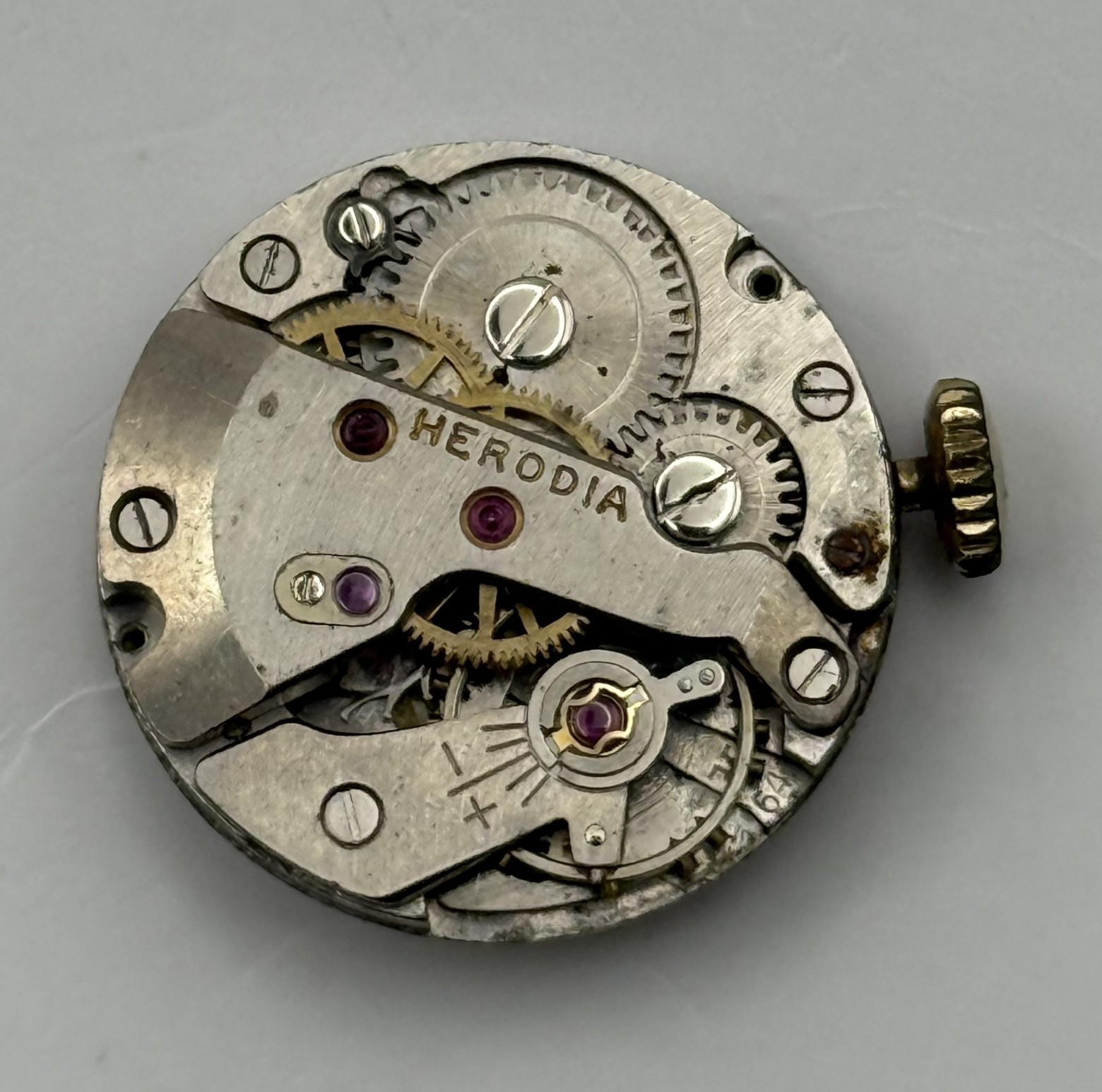 FHF 64 Watch Movement Herodia Ancre 17 Rubies Swiss Vintage Parts Repair 19.2mm