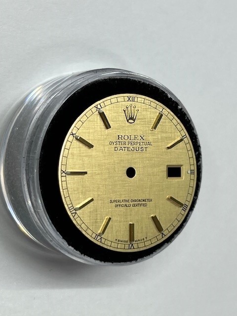 GENUINE ROLEX MENS 36MM DATEJUST LINEN INDEX HOUR WITH MUNUTE TRACK DIAL