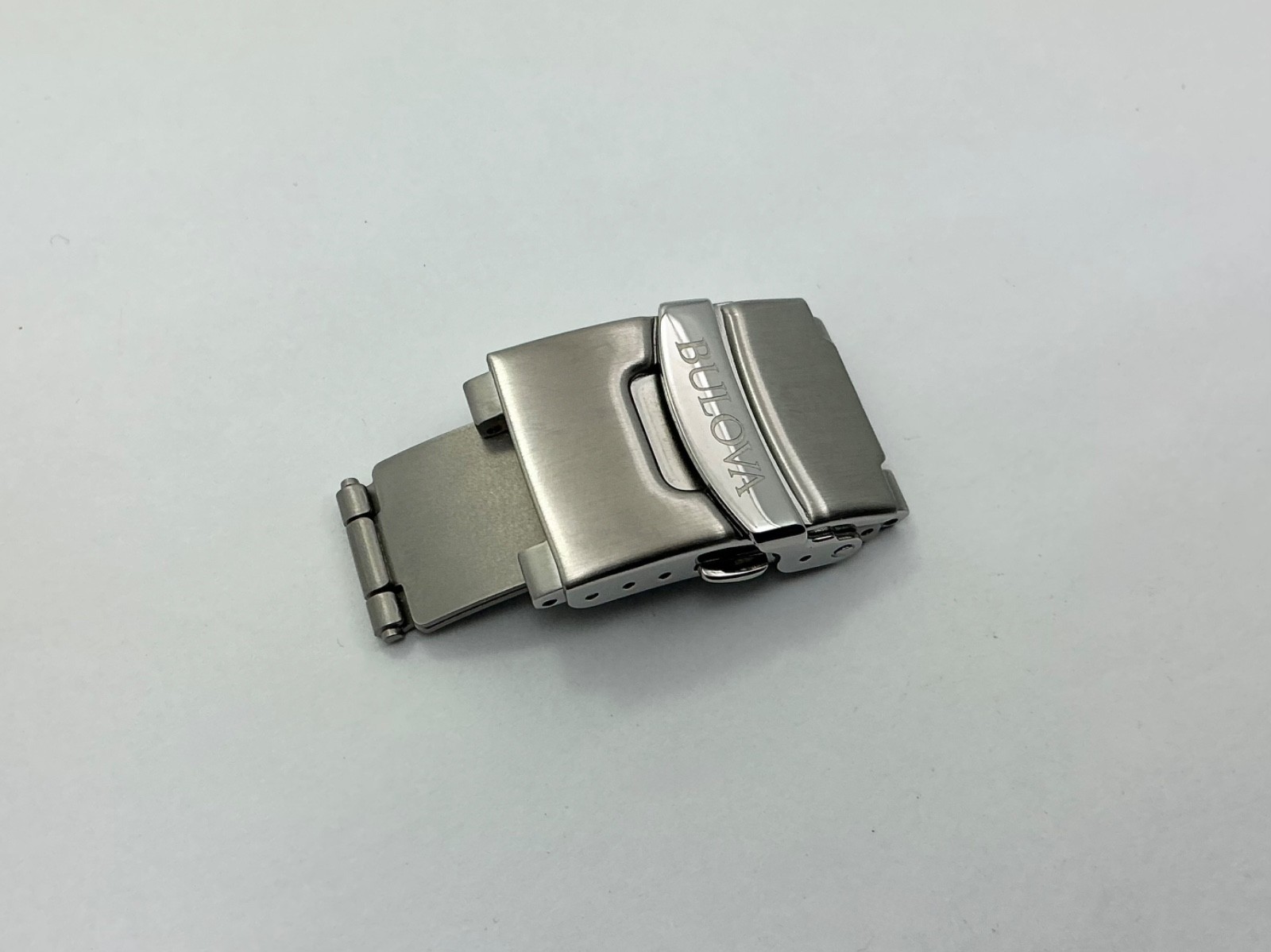 Bulova Clasp Model 96B256 Caseback C8601294 Stainless Steel