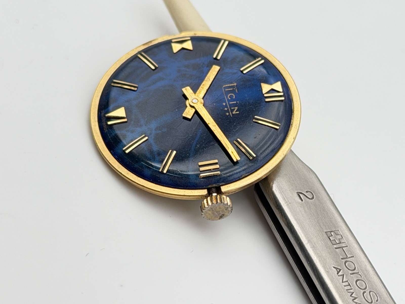 ticin lapis lazuli peseux 7001 movement movement