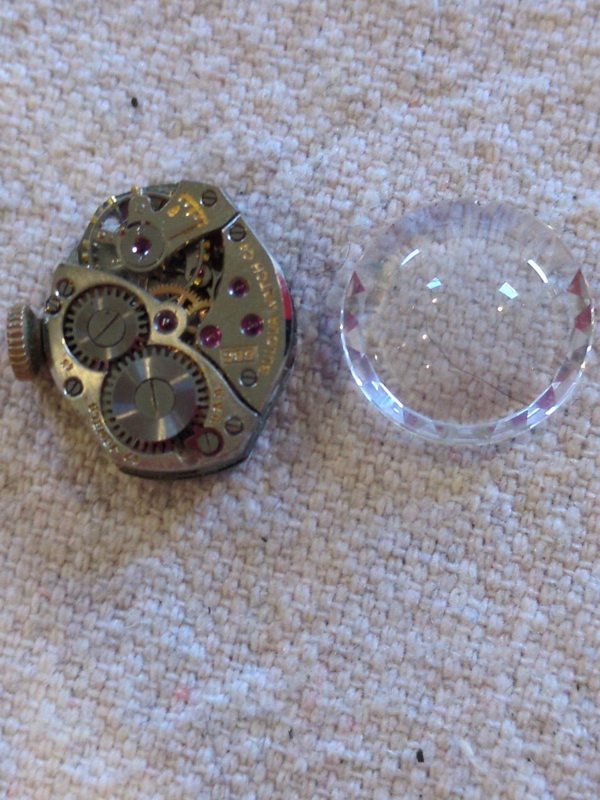 Lot of 9 LADIES WATCH MOVEMENTS For PARTS REPAIR. Hamilton, Bulova, Lady Elgin.