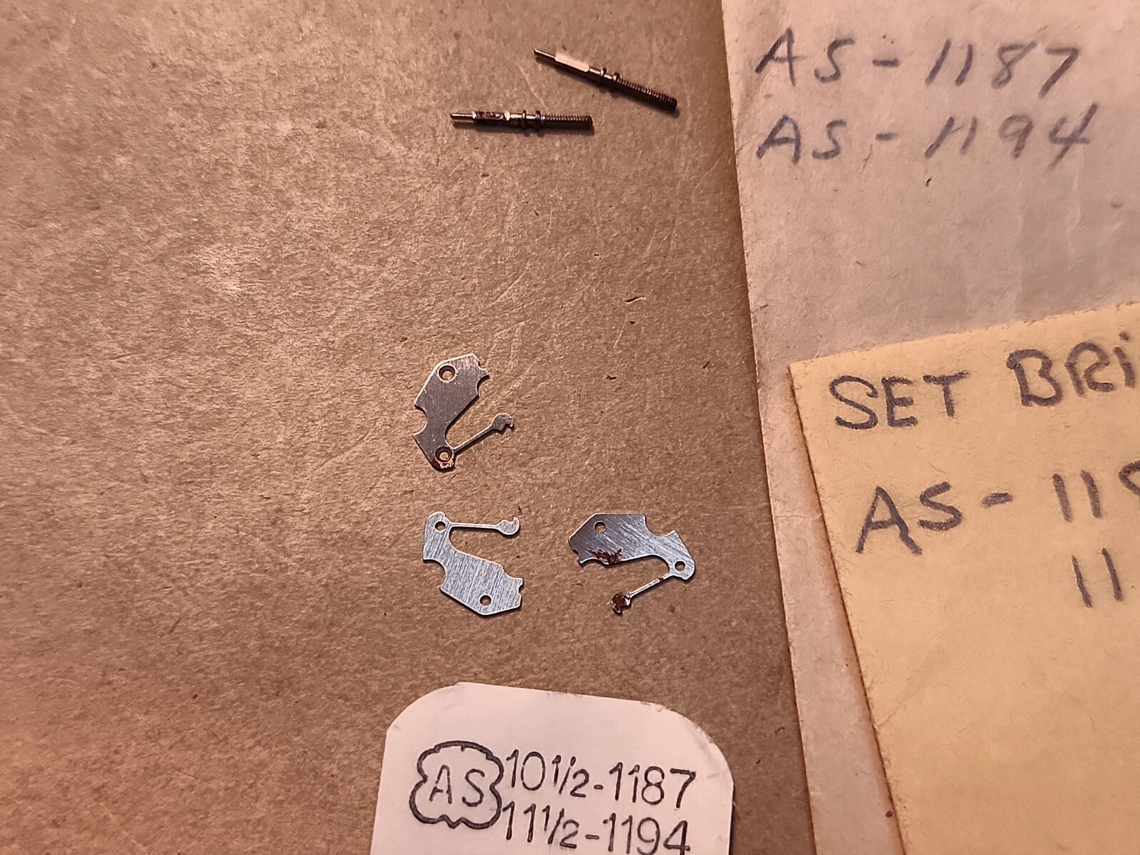 Small Lot Of AS 1187 & 1194 Stems & Set Bridge Parts