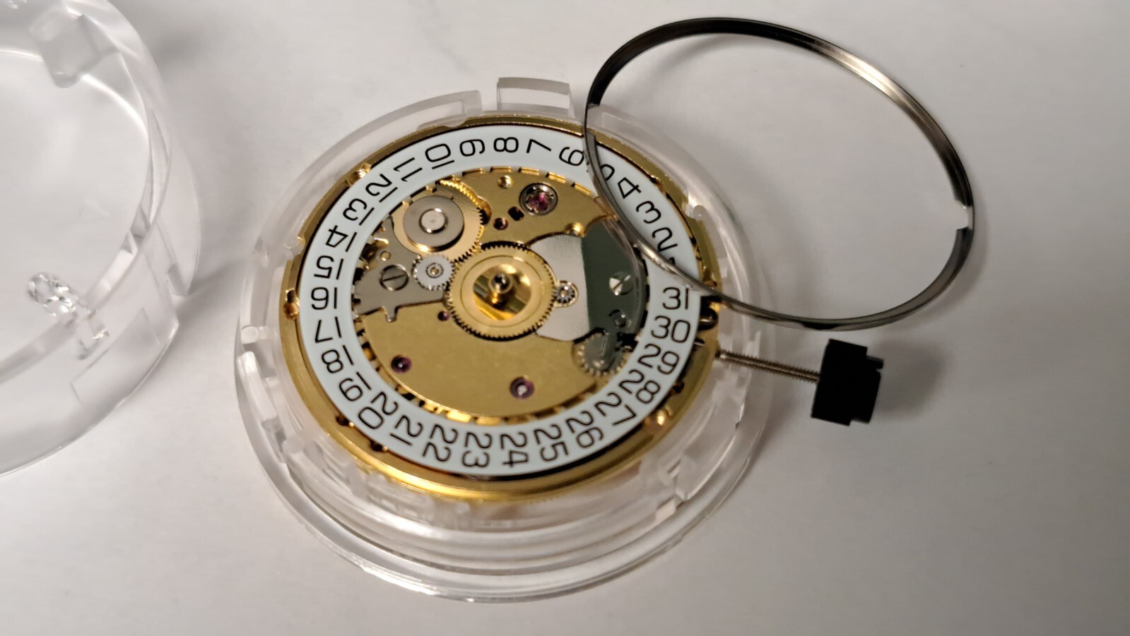NEW ETA 2824/2 Gold Movement 25 Jewels Swiss Made B3 V8 ZX21 automatic