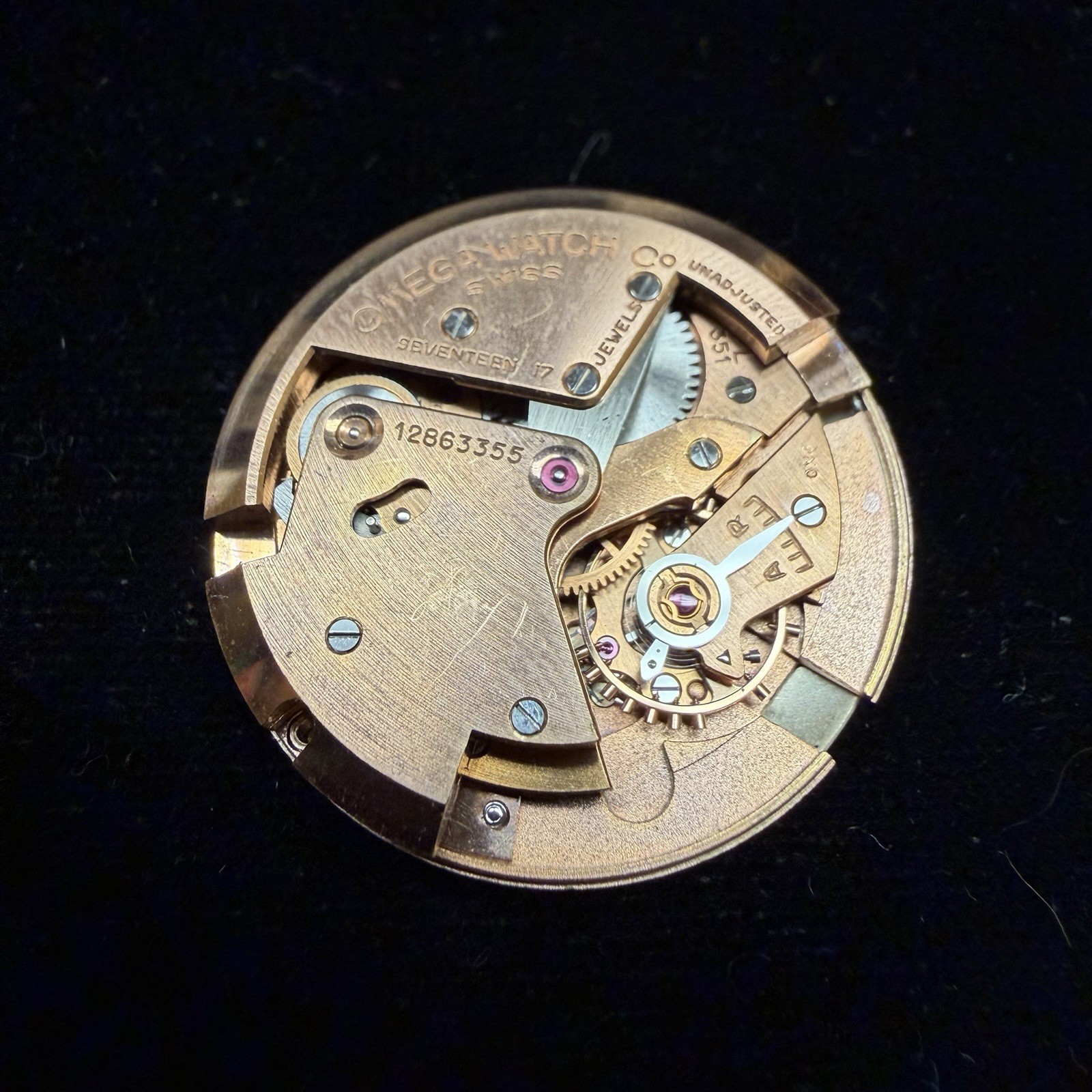 Vintage Omega 1950s Automatic Wristwatch Movement 17j 351 Swiss Parts Or Repair