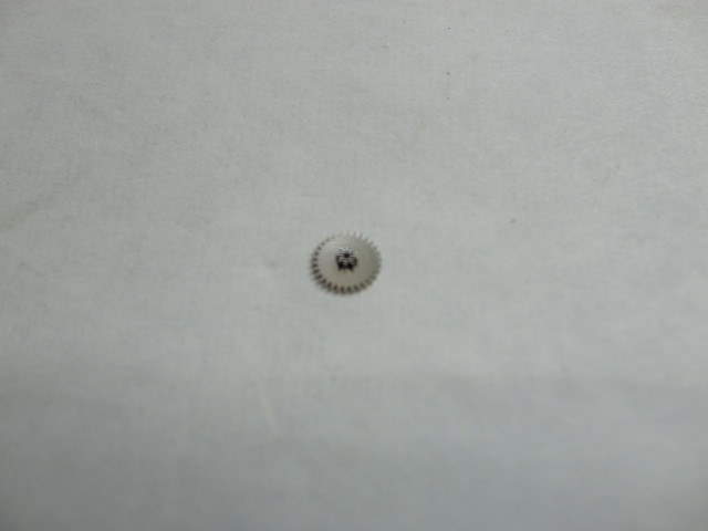 BULOVA 10BNCH Watch Part Minute Wheel EDITION 1 Part 8, Series 359 circa 1962