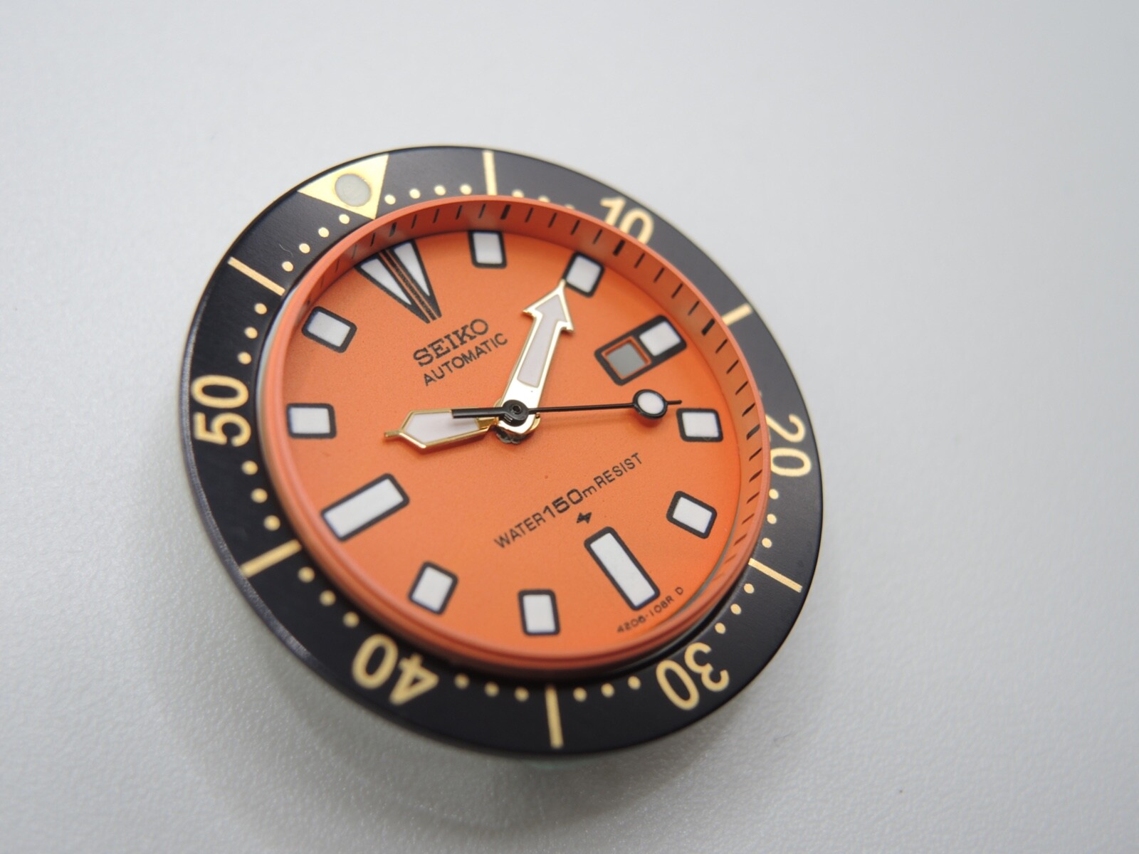 NEW ORANGE DIAL,HANDS,BLACK/GOLD INSERT SMALL DIVERS 4205-014A/014B LADIES WATCH