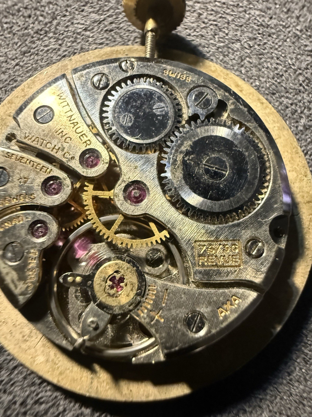 Vintage Wittnauer Dial / Wrist Watch Movement 76/3G Revue balancing Is working