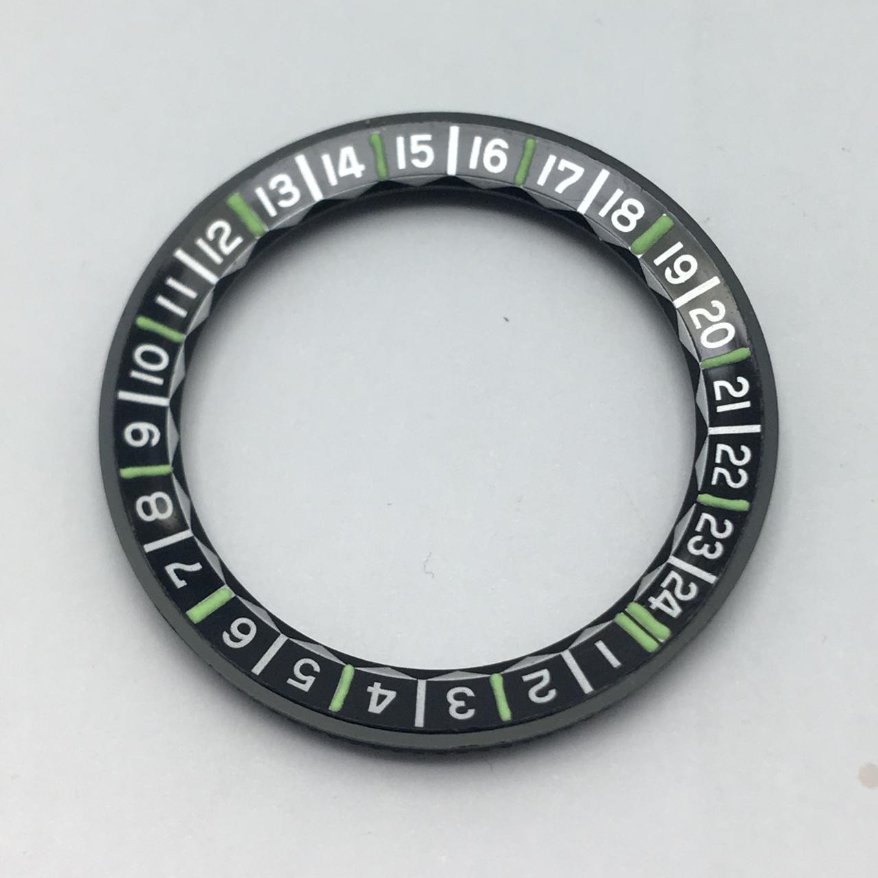 Orient World Diver Y469622-7A Watch Bezel Inner Ring NOS SAG81AZB2