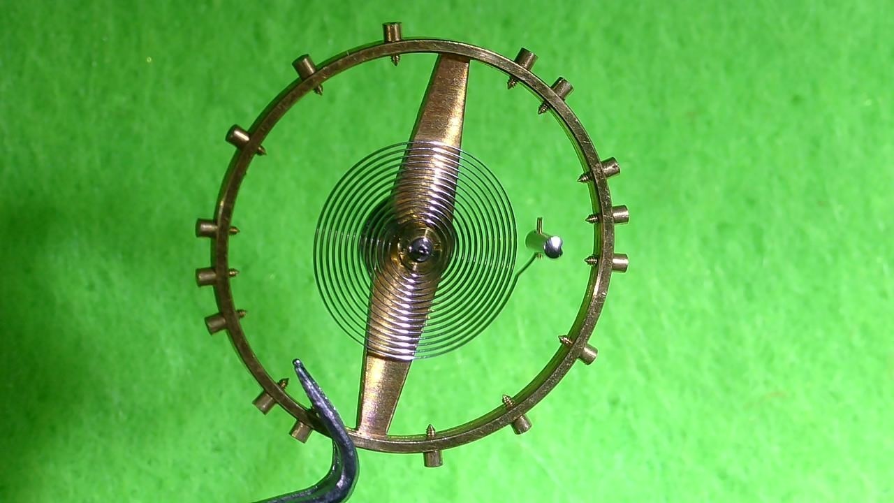 Complete Balance Wheel With Screw For LIP R-40 – Axis Height: 3.97 mm