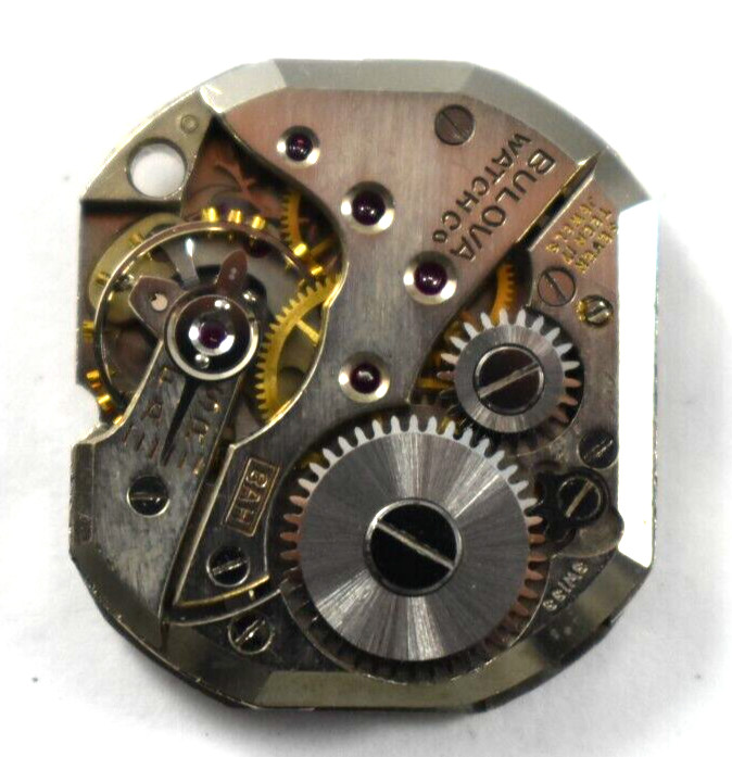 Vintage Bulova Manual Wind 17J 8AH Wrist Watch Movement lot.fh