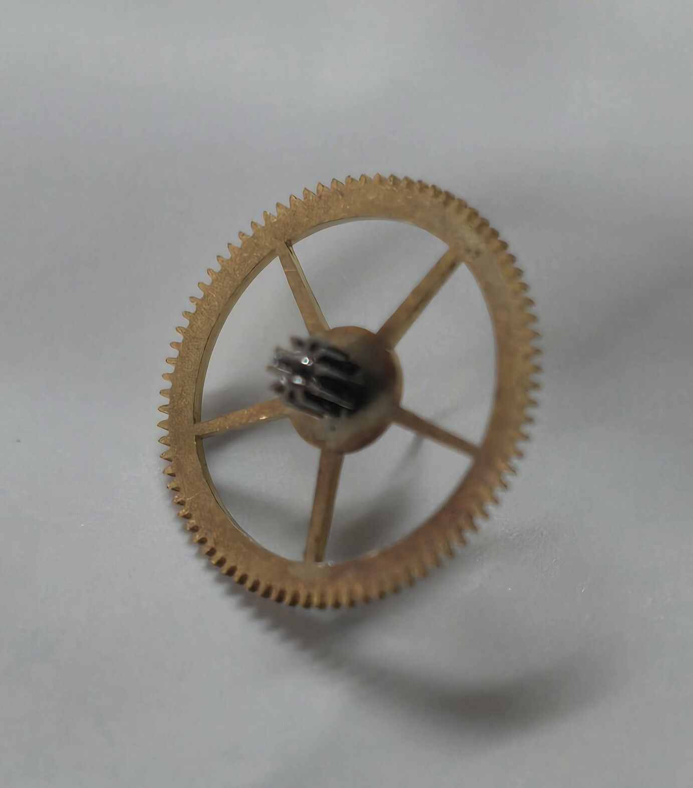VINTAGE FOURTH WHEEL FOR 16 SIZE HAMILTON 992 POCKET WATCH MOVEMENT MODEL 1