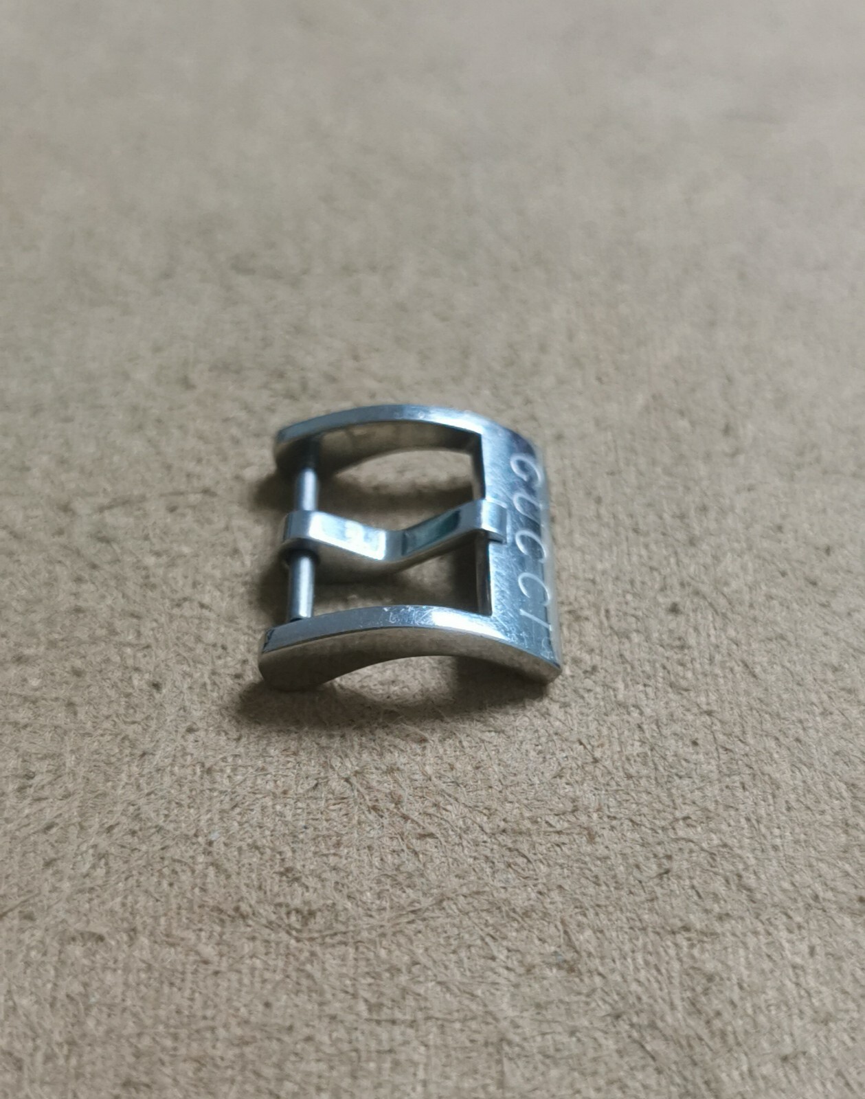 Gucci vintage maxi stainless steel buckle mm 16 good condition