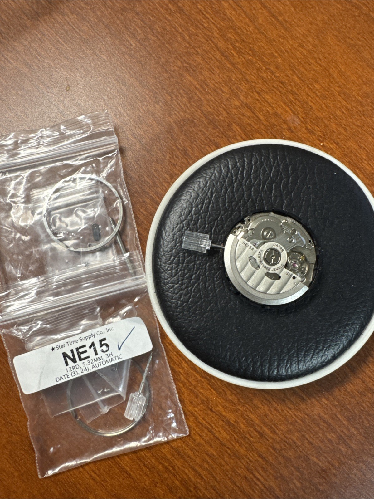Seiko SII NE15 NE15C Automatic Watch Movement NOT RUNNING AS IS!!