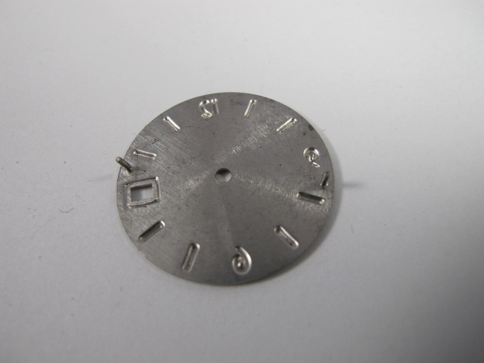 LUCIEN PICARD MENS 1970 ERA AUTOMATIQUE LINEN TEXTURED WATCH DIAL 27MM