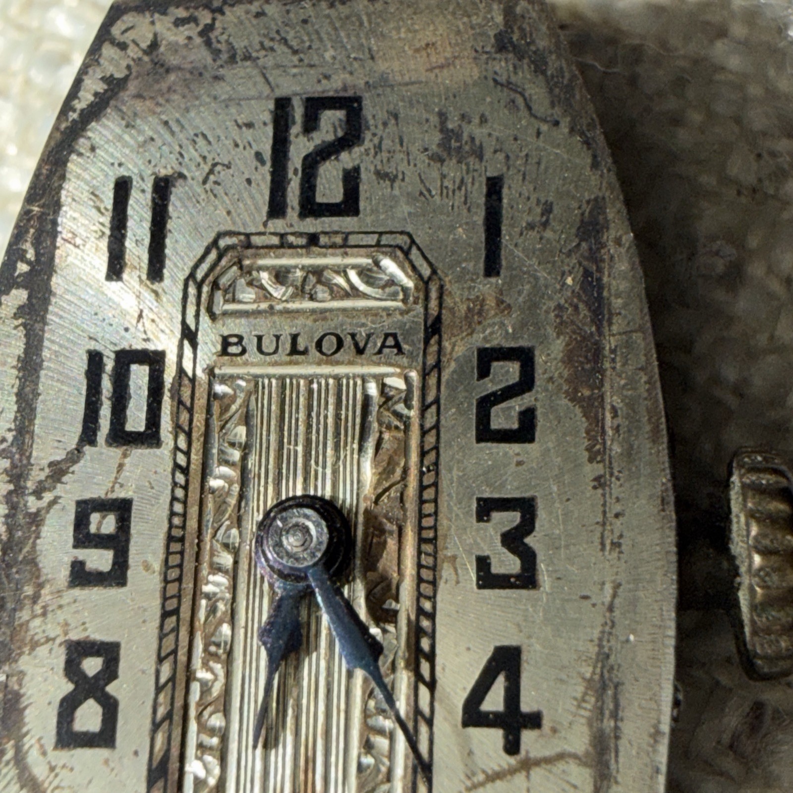 Vintage Bulova Watch Wind Up Movement FOR PARTS ONLY Collectible 9G466 16 Jewels