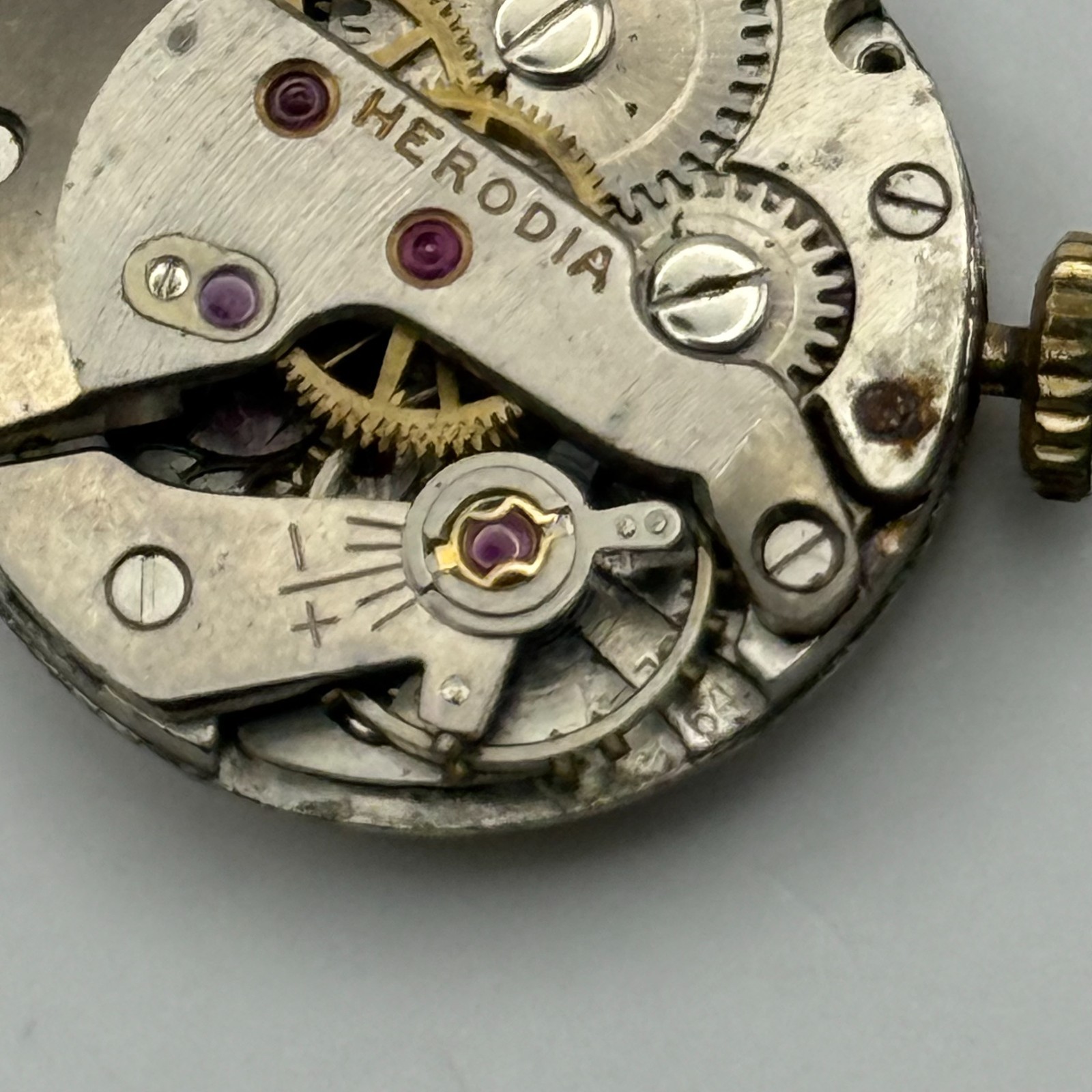 FHF 64 Watch Movement Herodia Ancre 17 Rubies Swiss Vintage Parts Repair 19.2mm