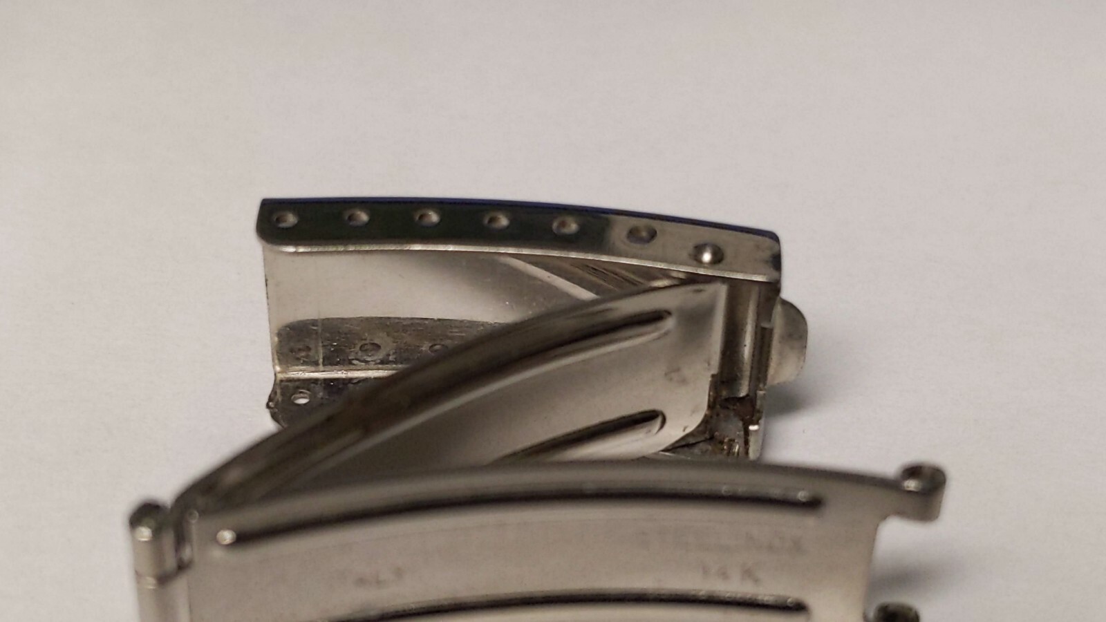 Unbranded WHITE/SILVER BUCKLE (Stainless Steel), approx 12mm at the widest point