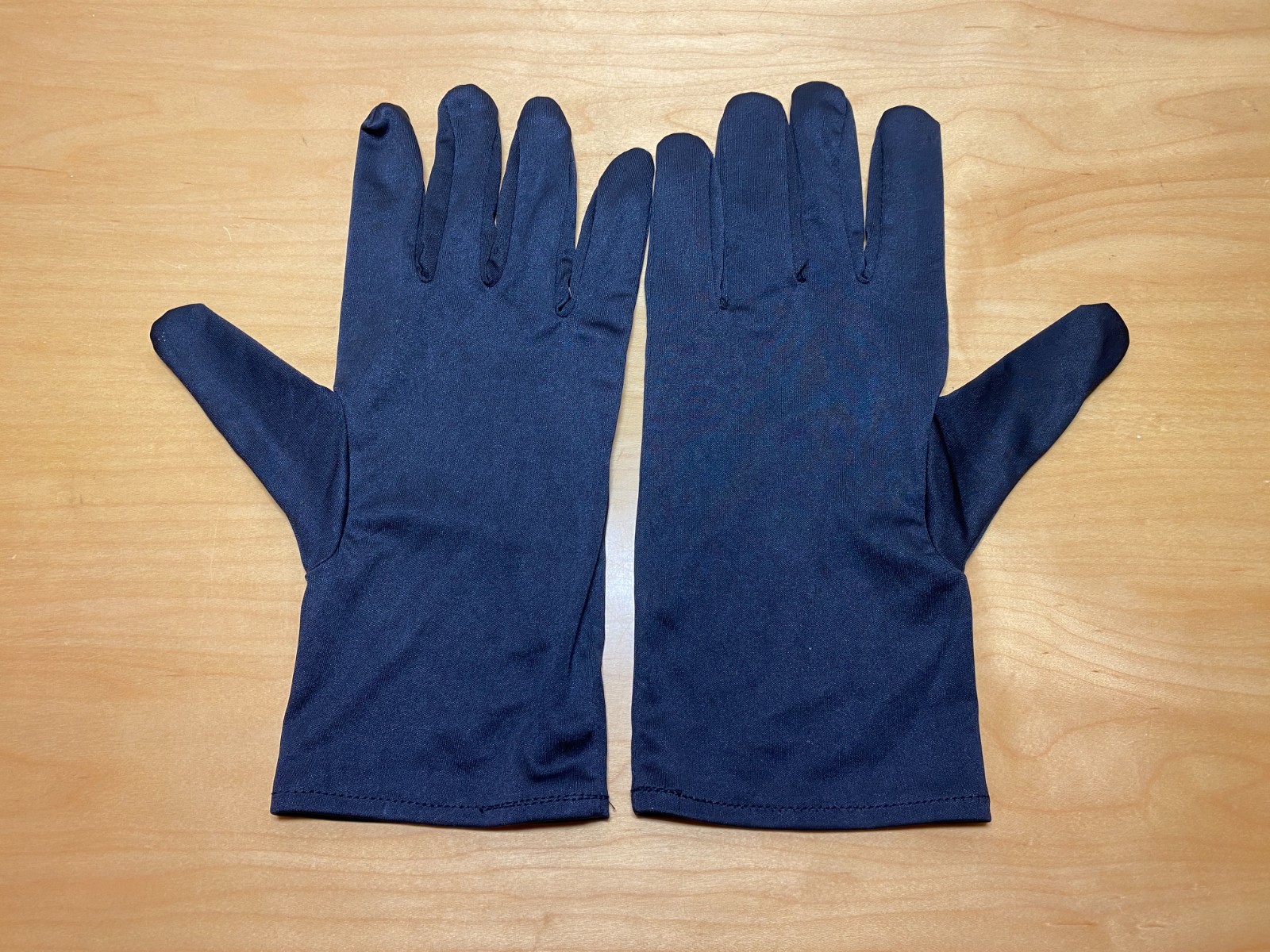 RADO – Watchmaker Gloves – Black – Size L