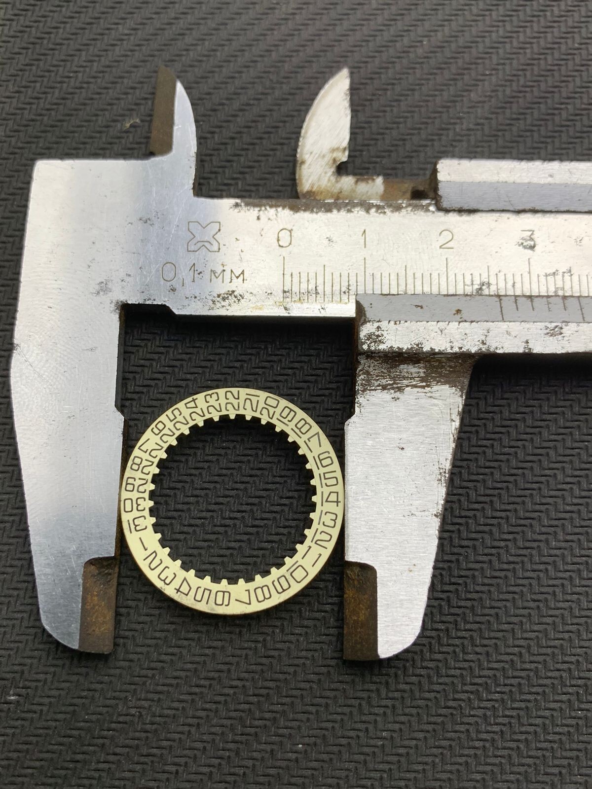 ESA 9162 Watch Date Wheel Tuning Fork Omega 1250 Tissot Eterna