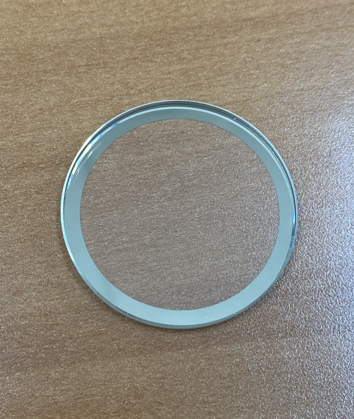 (37.4mm x 2.50mm): 2.8mm Gold Crystal to fit Movado Bold MB.01.1.34.6232/6136