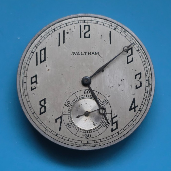 VINTAGE 12 SIZE WALTHAM GRADE 225 17 JEWEL POCKET WATCH MOVEMENT KEEPING TIME