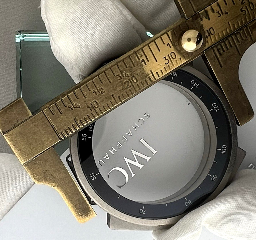IWC / PORSCHE DESIGN RARE WATCH CASE /S. CRYSTAL 3700S TITANIUM 41MM Swiss Made