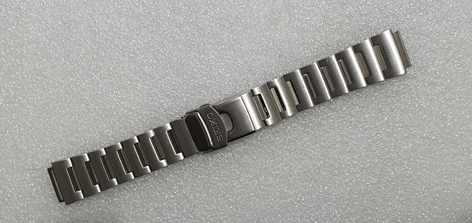 Seiko Chronograph 7T32-6J60 Stainless Steel Bracelet Genuine 18mm