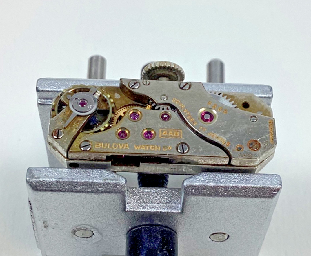 Vintage Art Deco Bulova Watch Co 17 Jewel Movement Running Spares Parts Repair