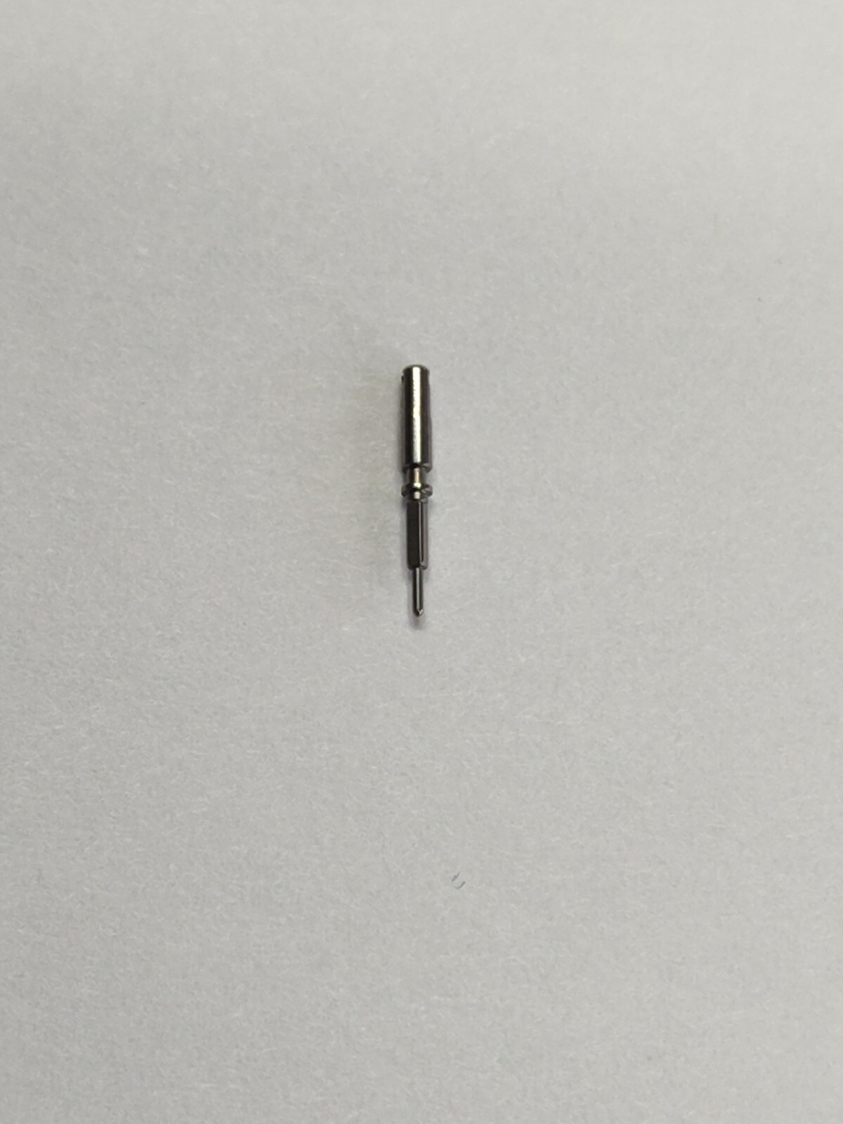 NOS Hamilton Grades: 623-624 – Winding Stem Part# 615788 (1 stem)