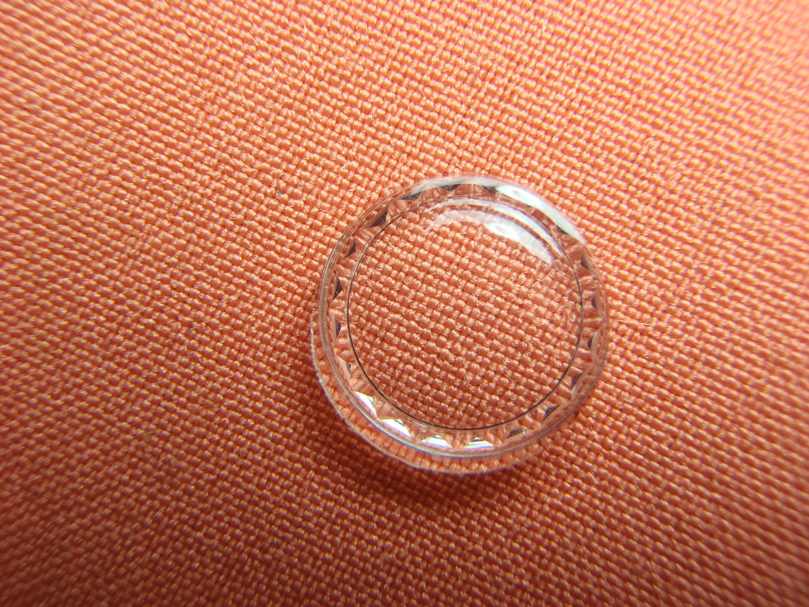 FWC HIGH ROUND Diamond Edge PLASTIC WATCH CRYSTAL 10.7 MM NOS