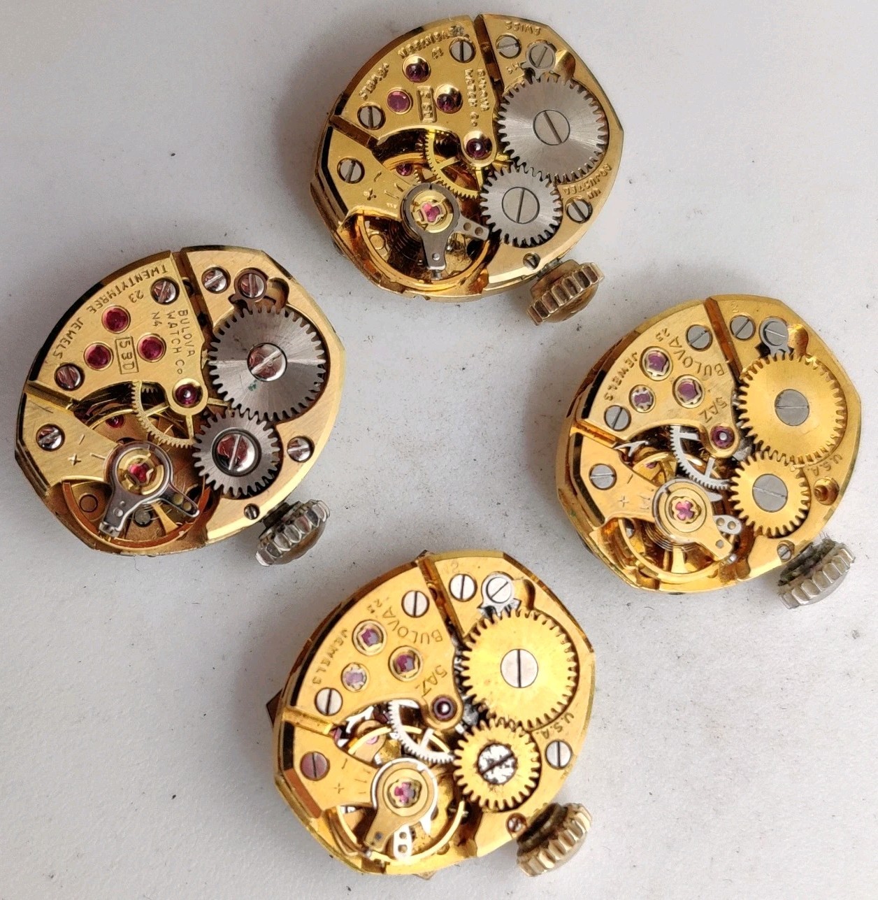 Lot Of 4 Bulova 5BD 5AZ movements Run For Repair