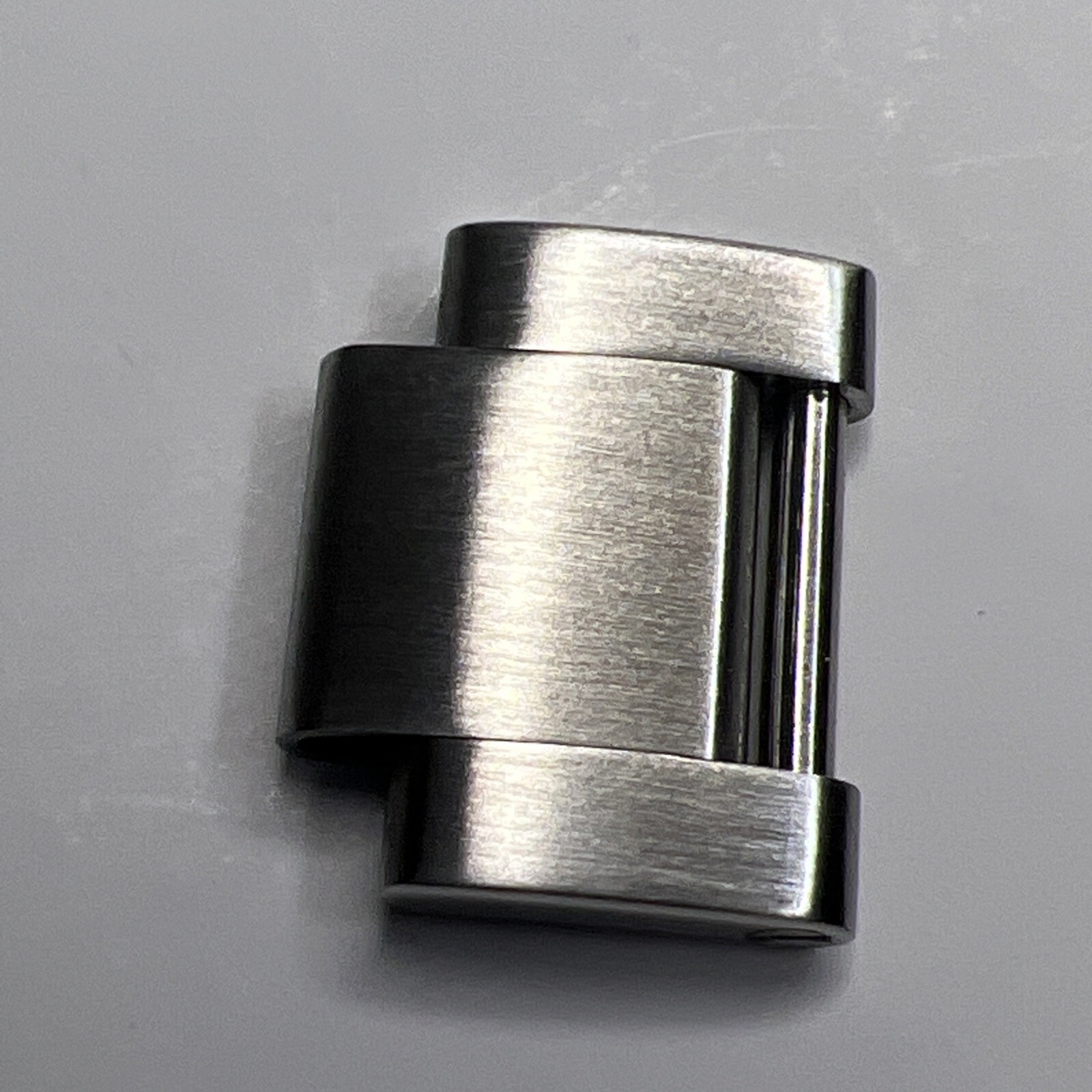 Authentic ROLEX 15.5mm Stainless Steel Oyster Link & Screw For 114270 Explorer