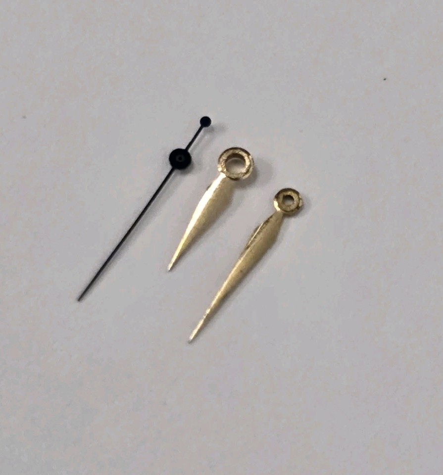 ROLEX VINTAGE 2490 AUTO BUBBLEBACK YELLOW GOLD HAND SET (GOOD & 100% ORIGINAL)