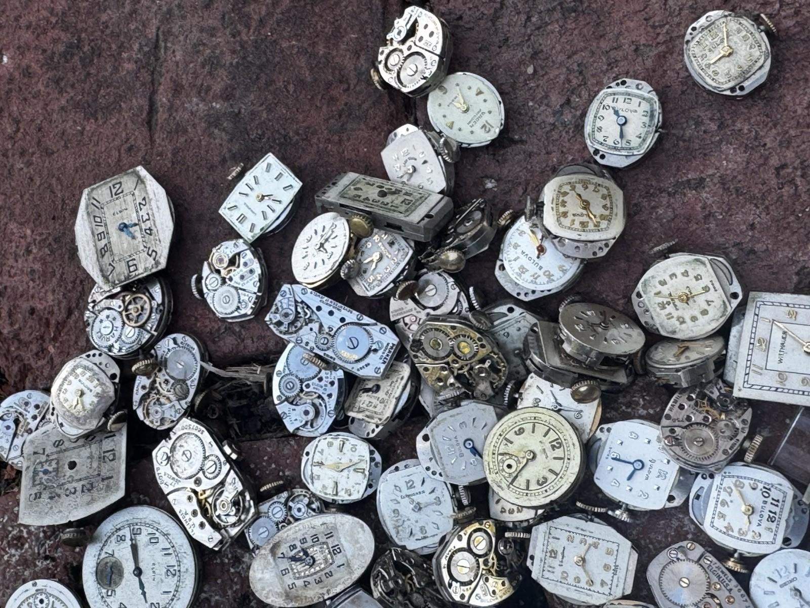 166 + Vintage Watch Movements Lot – Bulova, Elgin, Hamilton, Gruen, Waltham