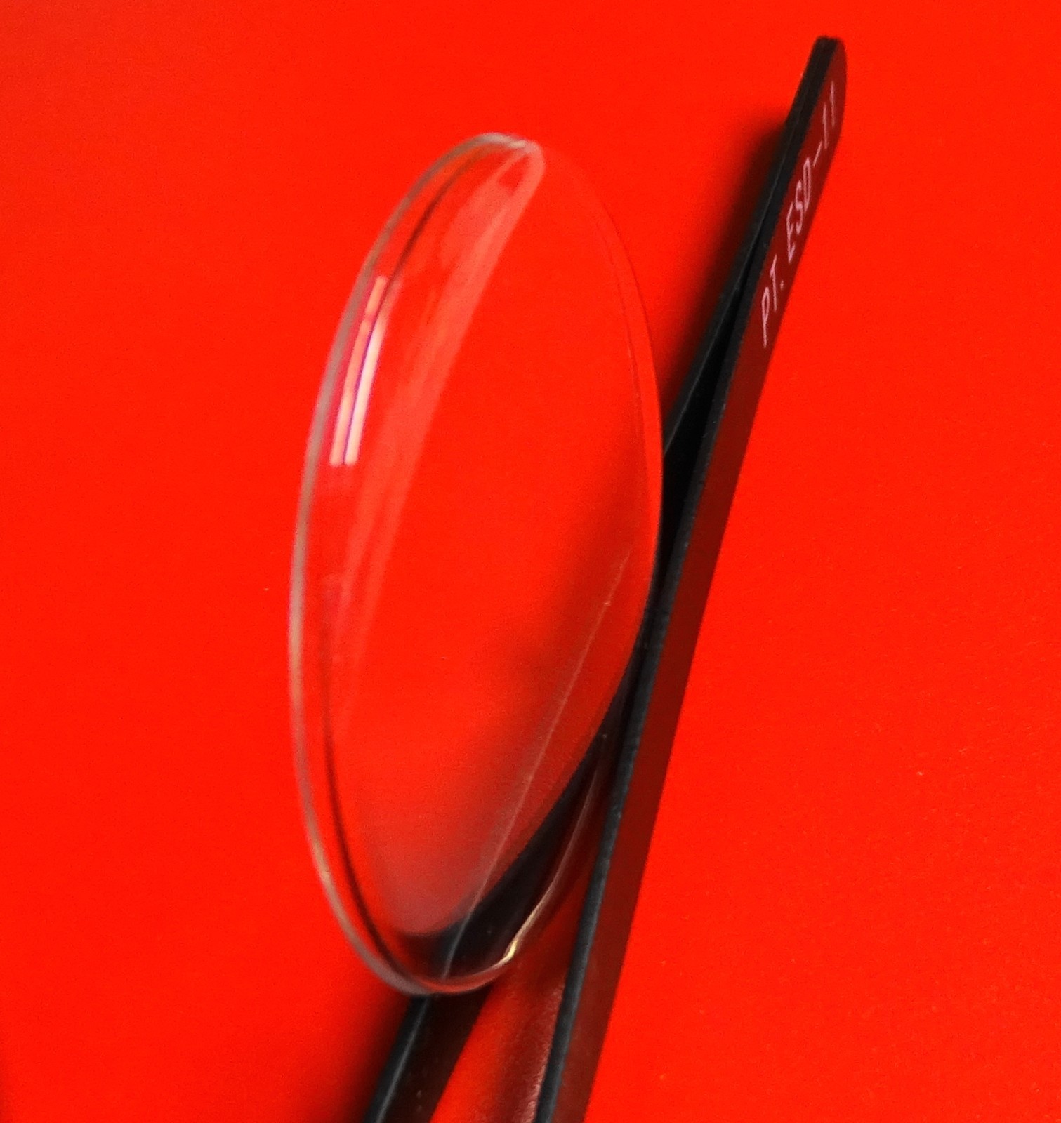 Glass Display Under Tension Ø 32.90 Mm Height 4.40 Mm Thickness 0.80 Mm